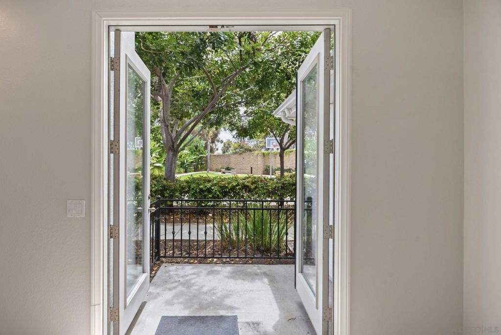 750 Harbor Cliff Way - photo 8