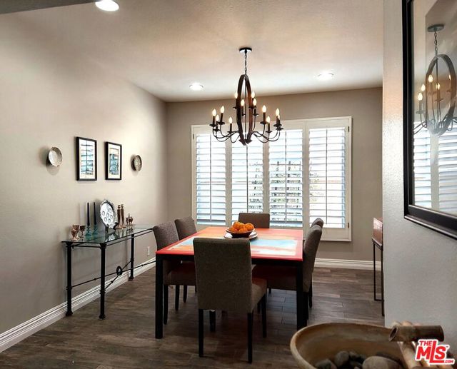 4342 Park Verdi, Calabasas CA: https://media.crmls.org/mediaz/104ff3e2-c7da-4f76-895b-a784edd0298f.jpg