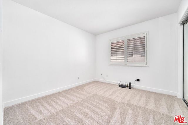18802 Electra Court, Canyon Country CA: https://media.crmls.org/mediaz/104ffd90-877d-465e-b1bc-204fa7054ad9.jpg