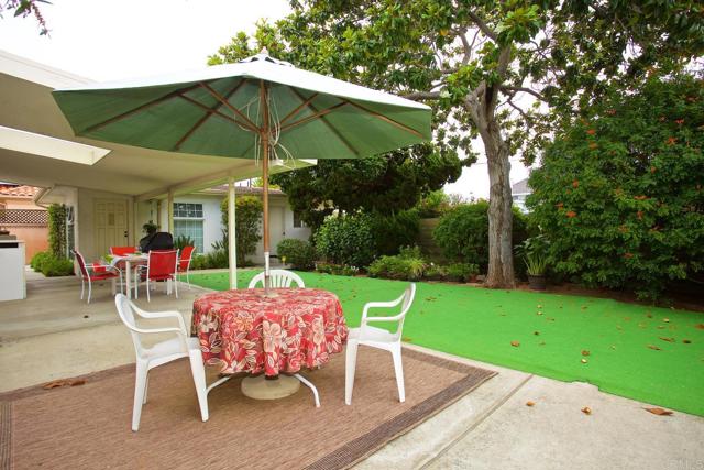 Detail Gallery Image 12 of 12 For 621 Country Club Lane, Coronado,  CA 92118 - 4 Beds | 3 Baths