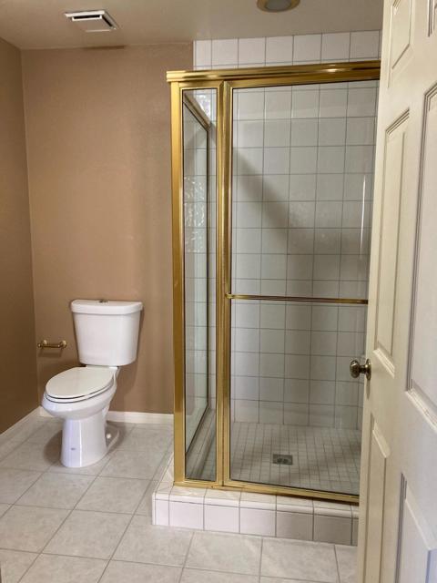 18125 Harbor Drive Drive, Victorville CA: https://media.crmls.org/mediaz/1050401f-e6d1-4e2b-9d0f-de9763264561.jpg