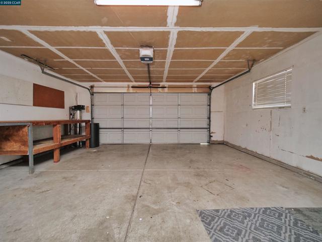 4212 Dunster Drive, Salida CA: https://media.crmls.org/mediaz/10507560-a7a0-4227-a9ef-9988d4b6b9e5.jpg