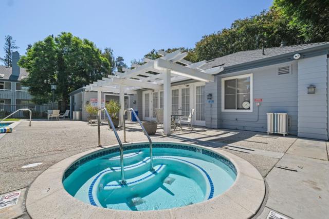1735 Parkview Green Circle, San Jose CA: https://media.crmls.org/mediaz/1050c4ba-1c51-414a-ac1c-8ff4bda3f2f9.jpg