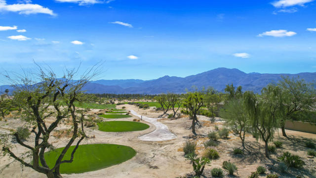 Image 49 of 50 For 55080 Autumn Valley Court