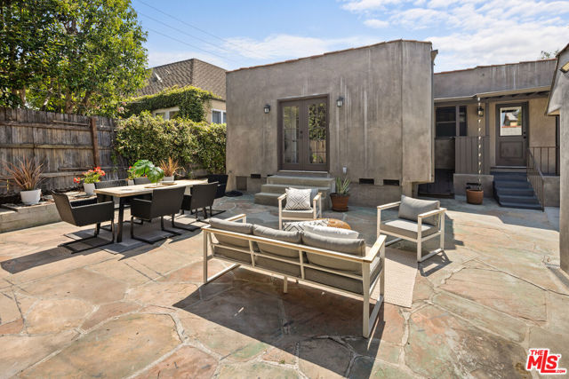 1307 Hauser Boulevard, Los Angeles CA: https://media.crmls.org/mediaz/10520705-2ea6-4131-aa30-17b83195c895.jpg