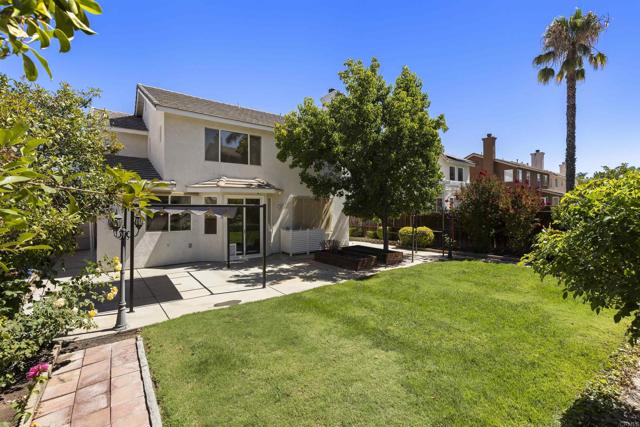 30163 Destiny, Murrieta CA: https://media.crmls.org/mediaz/1053c65a-0bc4-412f-94ed-69383da99b3d.jpg