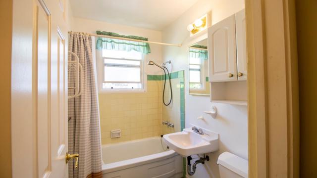 602 Chesterton Avenue, Belmont CA: https://media.crmls.org/mediaz/1053c842-0f1b-4583-ae8e-42fabf74450c.jpg