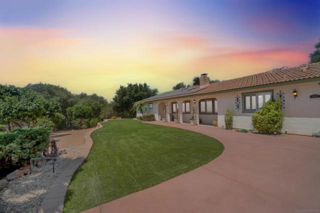 2826 Calle De Malibu, Escondido CA: https://media.crmls.org/mediaz/105436e3-889e-4c7c-9843-ab90116e1f14.jpg