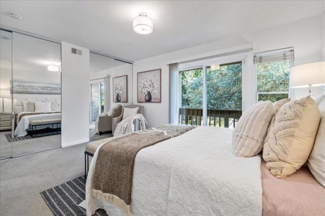 125 Connemara Way, Sunnyvale CA: https://media.crmls.org/mediaz/10548441-ba45-4b29-9ea6-9967974bff37.jpg
