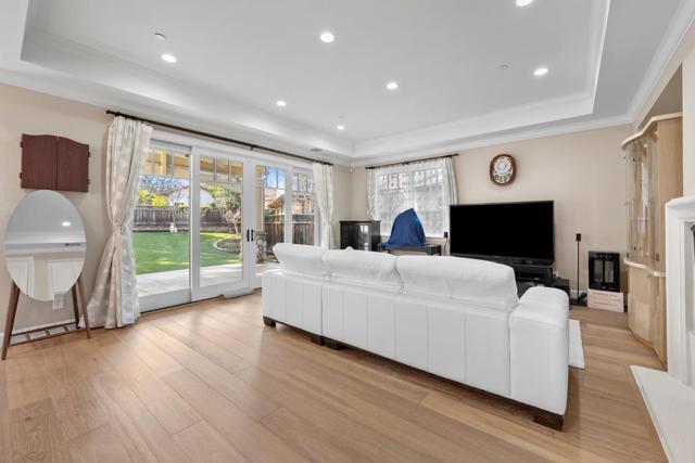 117 PANORAMA Way, Los Gatos CA: https://media.crmls.org/mediaz/105494ca-8b29-4002-8ee0-eb7286e2c10d.jpg