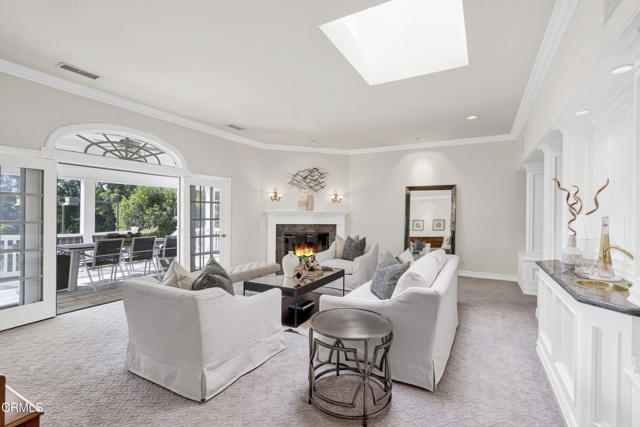 Detail Gallery Image 6 of 30 For 832 Valley Crest St, La Canada Flintridge,  CA 91011 - 5 Beds | 5/1 Baths