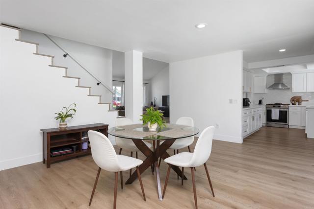 4576 Mariners Bay, Oceanside CA: https://media.crmls.org/mediaz/10551267-2033-48a2-b208-c6857175d1cc.jpg