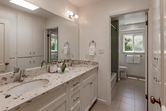 324 Georgetown Avenue, San Mateo CA: https://media.crmls.org/mediaz/105520cc-9a34-405b-bfff-843653f3591c.jpg