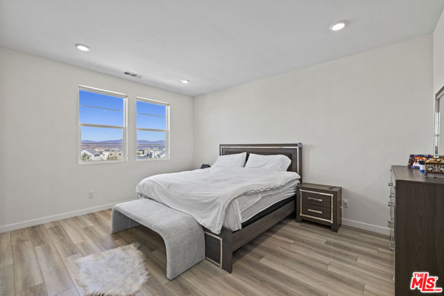 27109 Valley Oak Place photo 16