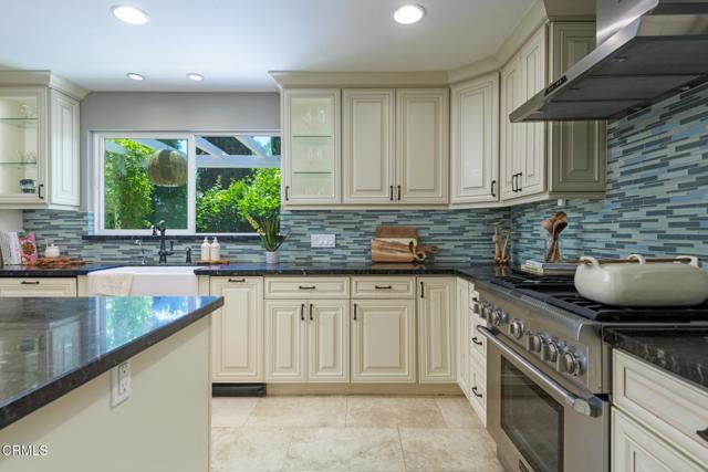 131 Christopher Lane, Ojai CA: https://media.crmls.org/mediaz/105547da-39c9-4ff7-97f6-d3e23f3c1ec3.jpg