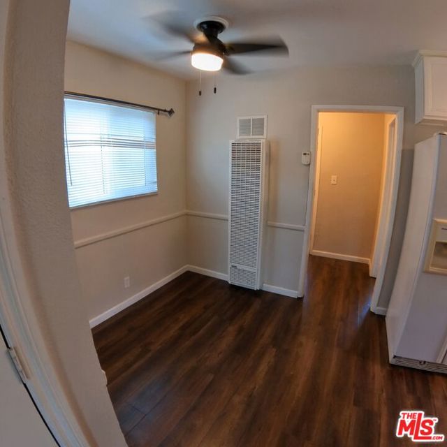 24242 Pine Street, Newhall CA: https://media.crmls.org/mediaz/10563bb9-d8e8-4515-ba29-06464fc273d6.jpg