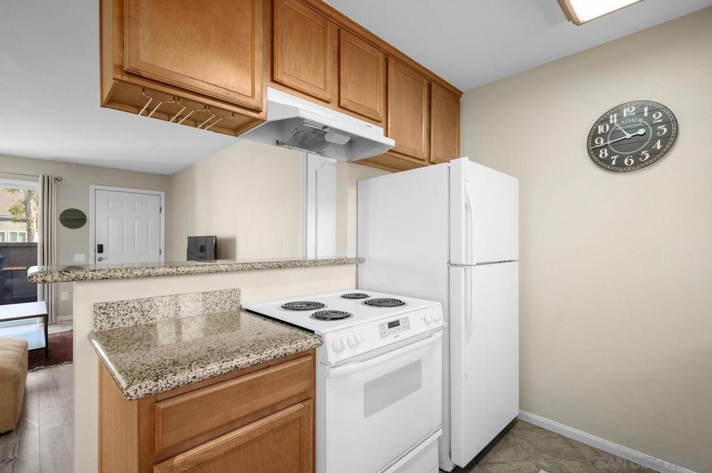 6333 College Grove Way - photo 8