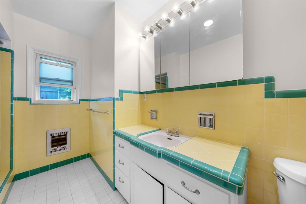 2516 Chatsworth Boulevard - photo 13