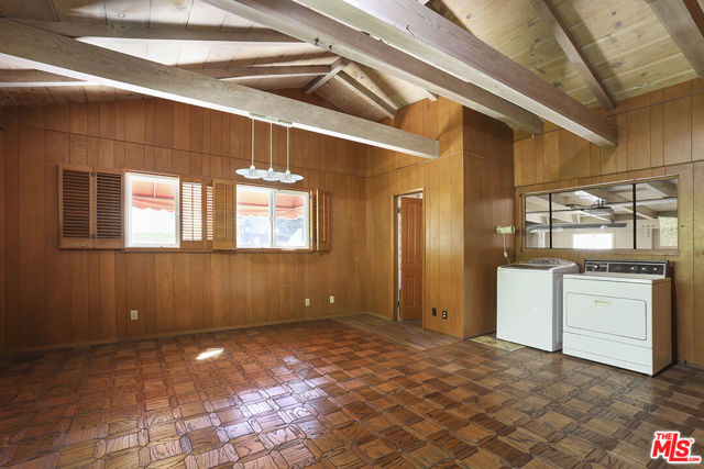1749 Franklin Canyon Drive photo 6