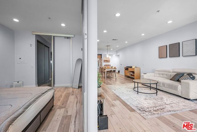 1234 Wilshire Boulevard, Los Angeles CA: https://media.crmls.org/mediaz/105a06d7-3871-4b55-8587-70edfba9a518.jpg