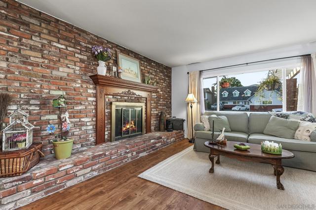 7783 Blue Lake Dr, San Diego CA: https://media.crmls.org/mediaz/105ac6ee-37b0-4a38-a0aa-ab5990c5c84a.jpg