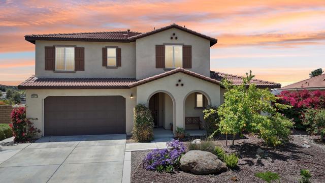 35473 Laurel Tree Ct, Winchester CA: https://media.crmls.org/mediaz/105b2b8d-a6fb-4a58-b154-42c695735121.jpg