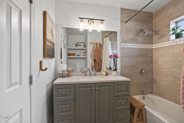 310 N Fulton Street, Ojai CA: https://media.crmls.org/mediaz/105b9398-8ec9-4fd6-8329-9ab7529eaa00.jpg