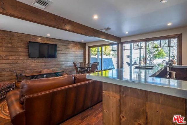 29433 Highway 33 Highway, Maricopa CA: https://media.crmls.org/mediaz/105c7fe8-073d-46ff-a1cf-b30380555ca5.jpg