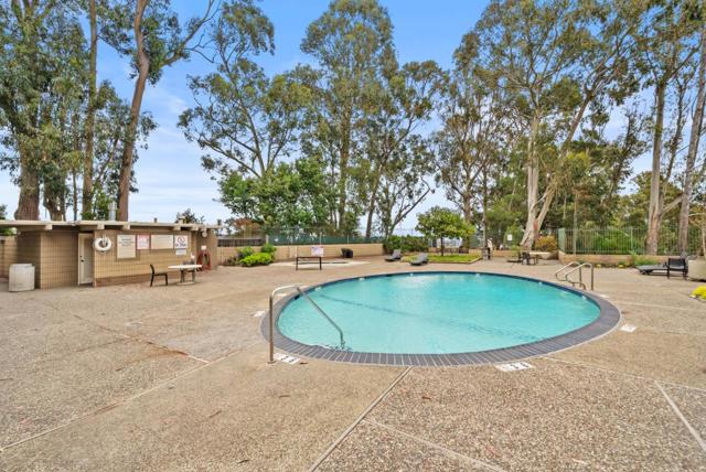 300 Davey Glen Road, Belmont CA: https://media.crmls.org/mediaz/105e7631-7a3d-4102-bf5f-f8bd9b65207a.jpg