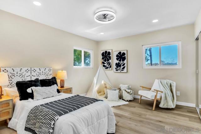 13725 Adrian St, Poway CA: https://media.crmls.org/mediaz/105eac1a-683d-4497-88dc-032adc2364a5.jpg