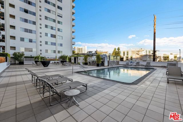 1155 N La Cienega Boulevard, West Hollywood CA: https://media.crmls.org/mediaz/105f5b59-98ab-4d63-a77c-64b3ec12d284.jpg