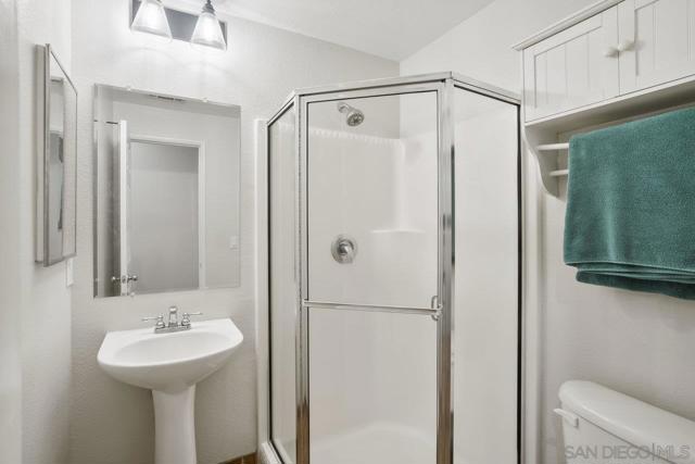 2989 Escala Circle, San Diego CA: https://media.crmls.org/mediaz/10606c0d-cb87-4404-9864-d7faf1e42eda.jpg