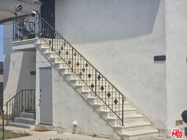 1461 108th Street, Los Angeles, California 90047, ,Multi-Family,For Sale,108th,24408389