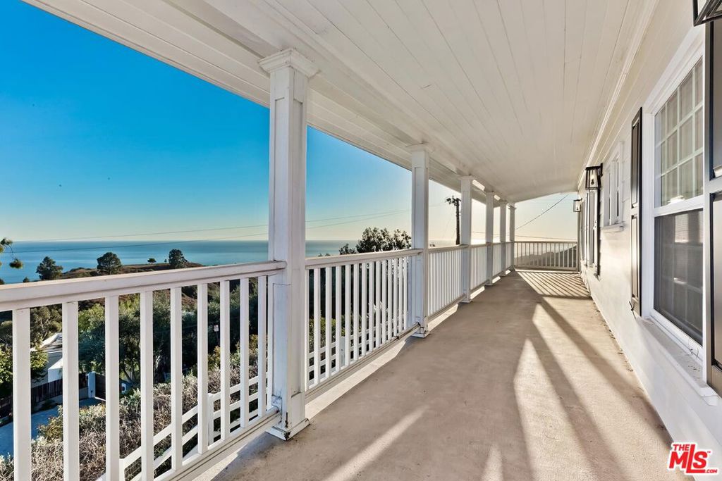 1061Add3 4424 4De3 B66F 12C235594Bb2 21821 Castlewood Drive, Malibu, Ca 90265 &Lt;Span Style='BackgroundColor:transparent;Padding:0Px;'&Gt; &Lt;Small&Gt; &Lt;I&Gt; &Lt;/I&Gt; &Lt;/Small&Gt;&Lt;/Span&Gt;