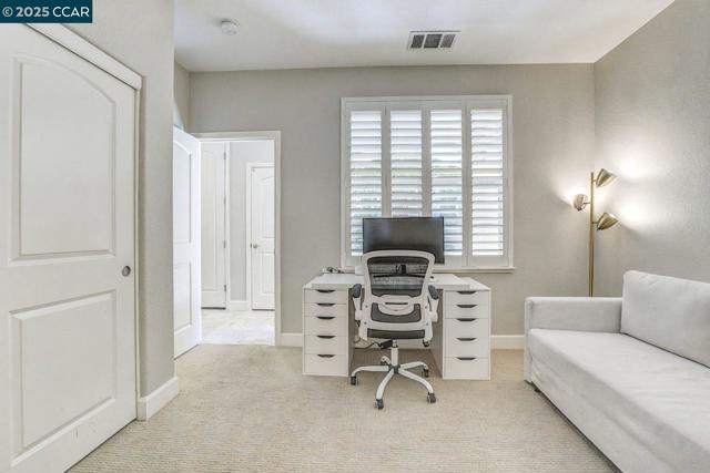 244 Selby Ln, Livermore CA: https://media.crmls.org/mediaz/1061e957-f246-4a9d-925b-469caf97df03.jpg