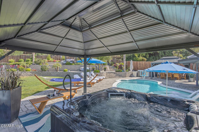 1233 Calle Olmo, Thousand Oaks CA: https://media.crmls.org/mediaz/106231a4-4c3f-4603-bd10-98afad00797e.jpg
