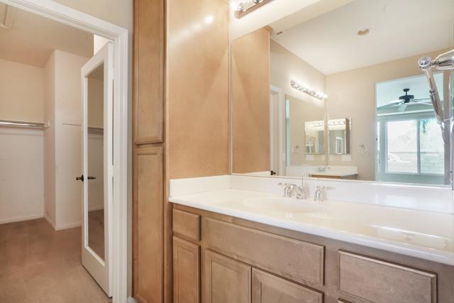 60375 Living Stone Drive, La Quinta CA: https://media.crmls.org/mediaz/10627033-5ad4-4318-9254-685e4bc44f1a.jpg