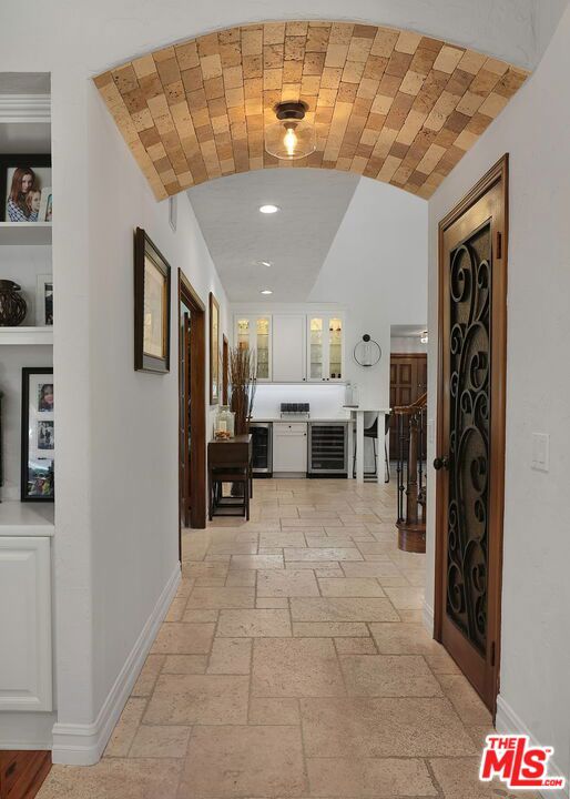 1786 Blossom Court, Thousand Oaks CA: https://media.crmls.org/mediaz/106343e9-69e2-4299-97b4-ce4f186ad293.jpg