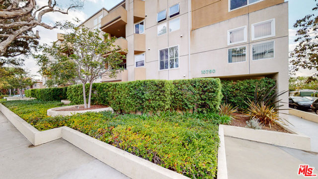 Image 3 for 10790 Rose Ave #302, Los Angeles, CA 90034