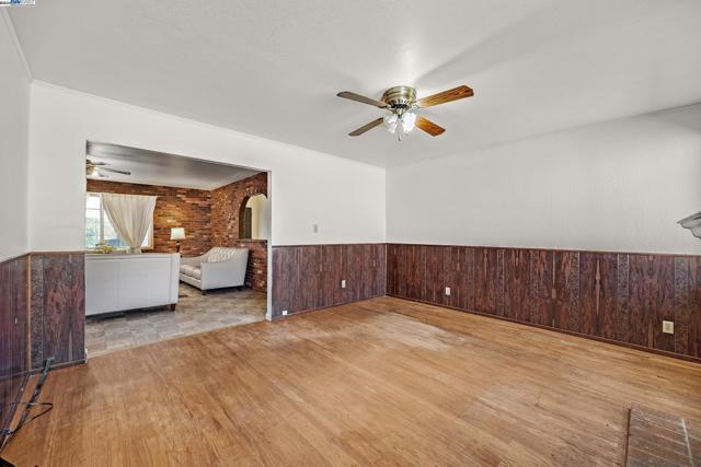 Image 10 of 57 For 16881 Midway Rd