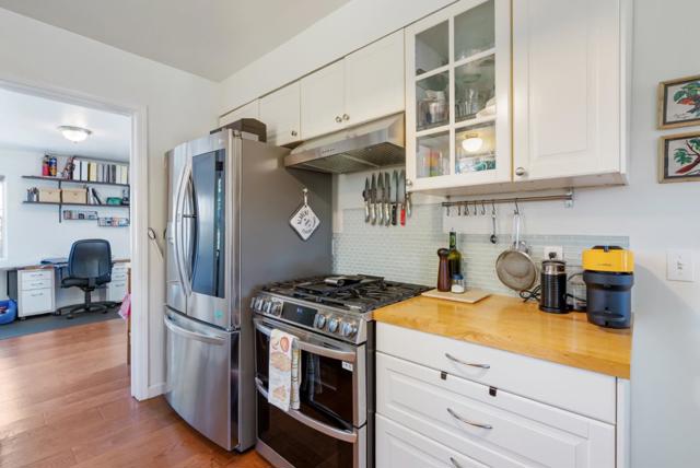 29 Buena Vista Street, Salinas CA: https://media.crmls.org/mediaz/10646e53-8e9d-4cb6-8580-c0723a24c6eb.jpg