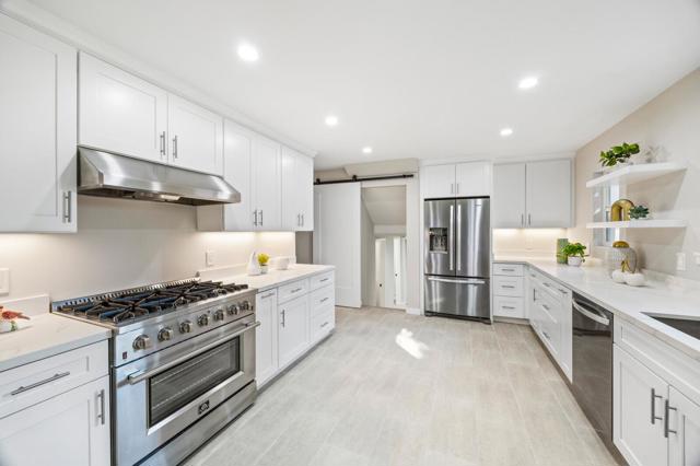 231 S Idaho Street, San Mateo CA: https://media.crmls.org/mediaz/106492d6-9fbf-45e3-bb5d-0abb9af43e2c.jpg