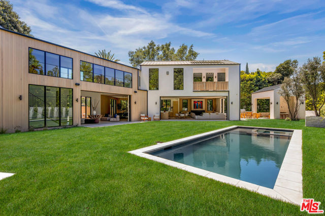 1749 Mandeville Lane, Los Angeles CA: https://media.crmls.org/mediaz/1064b5f3-c29b-4b9c-8a93-3a0f37f9218a.jpg