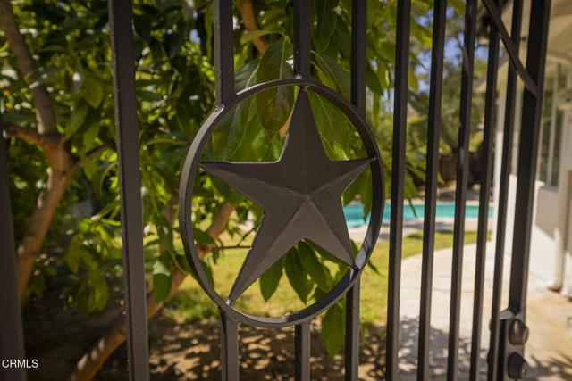 1853 Country Place, Ojai CA: https://media.crmls.org/mediaz/10660151-dd0a-43cf-b0e4-8da1e1a7d7d8.jpg