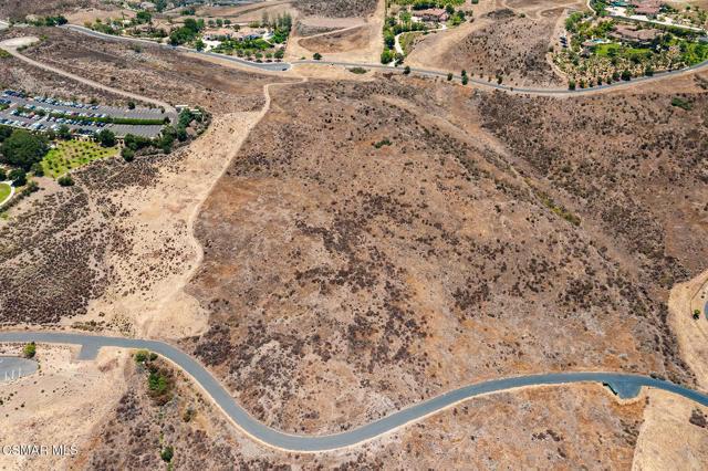 70 Presidential Drive, Simi Valley CA: https://media.crmls.org/mediaz/10664863-e606-4950-9fd0-ef9d42f53f4b.jpg