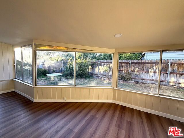 10911 Lemay Street photo 33