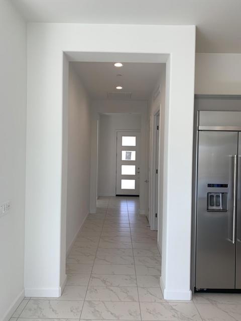 39 Cabernet, Rancho Mirage CA: https://media.crmls.org/mediaz/1066ee36-c8aa-4999-9599-dd28b8d1a6dd.jpg