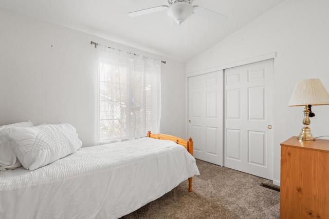 2900 Fairview Road, Hollister CA: https://media.crmls.org/mediaz/10690369-4132-4e53-a609-bc22133ccb4e.jpg
