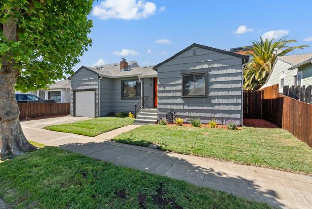 52 Pacific Avenue, San Bruno CA: https://media.crmls.org/mediaz/10695073-ebee-452c-b95a-30d3da30e080.jpg