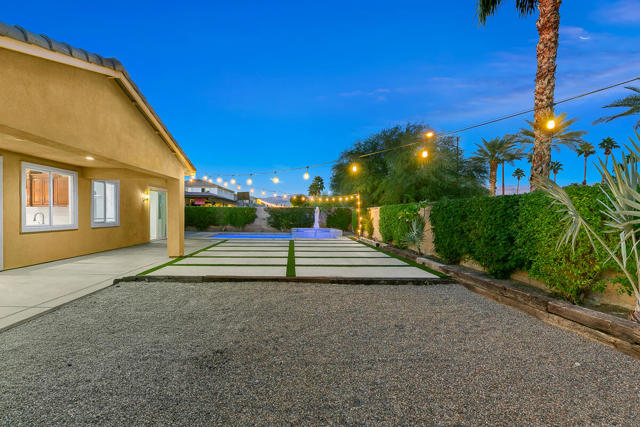 43820 Cape Cod Court, Indio CA: https://media.crmls.org/mediaz/106a0ec9-5b91-42d6-9f08-1558781d41b0.jpg